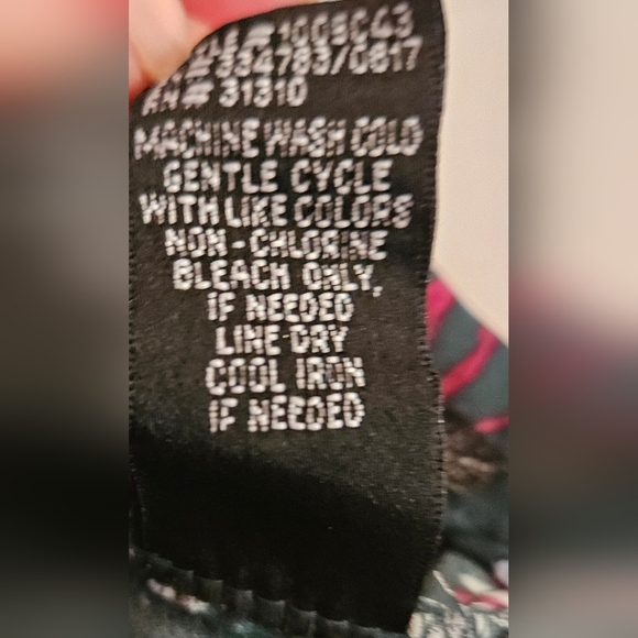 B Wear Womens Green Floral Cold Shoulder Short Sleeve Blouse Size XL - Picture 6 of 10